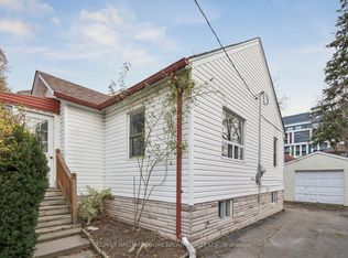 211 Maplehurst Ave, Toronto, ON M2N3C3