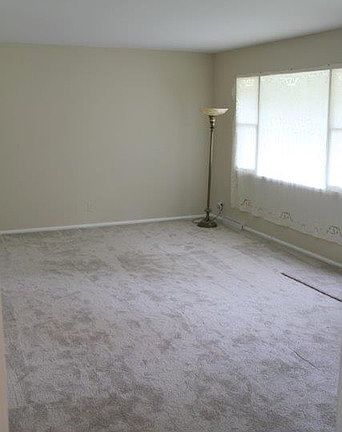 3rd image of 428 S Rose St