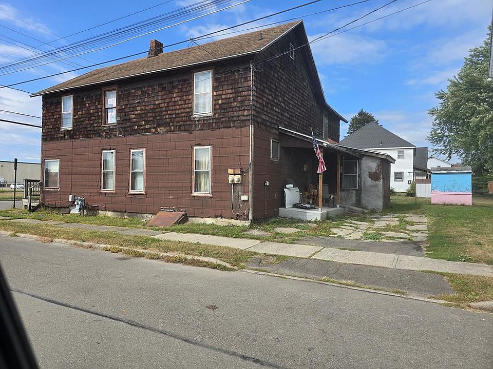 2nd image of 202 N Thomas Ave