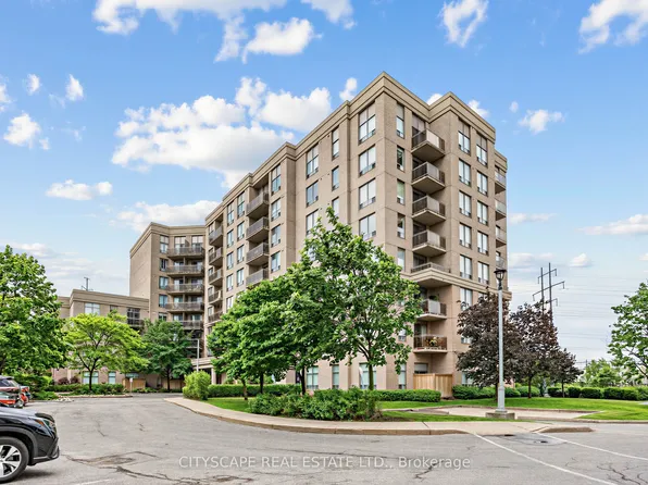 1730 Eglinton Ave E #511, Toronto, ON M4A 2X9