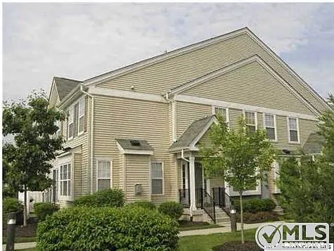 275 Brookfield Dr photo 1