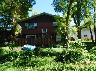 29980 Norelius Dr, Lindstrom, MN 55045