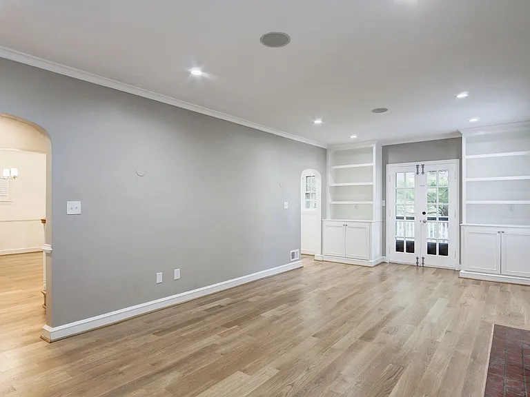 1626 Kalmia Rd NW — Photo 6