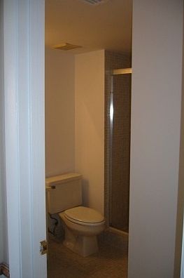5th image of 379 Lakeview Dr APT 202