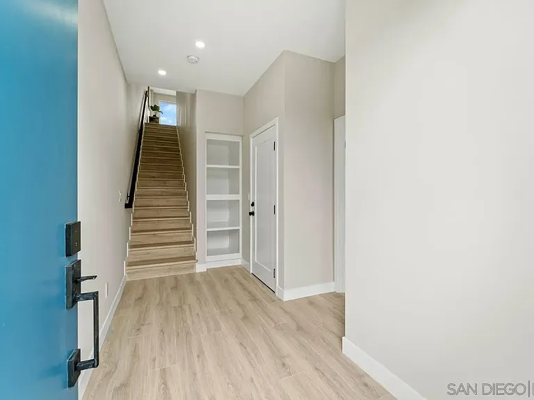 352 Imperial Beach Blvd — Photo 35