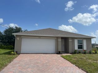 3014 65th St W, Lehigh Acres, FL 33971