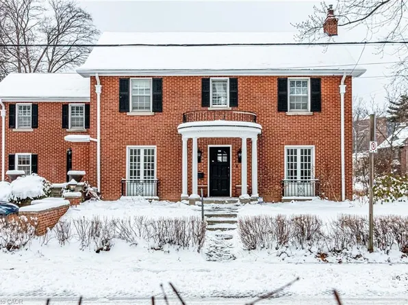 63 Dalewood Cres, Hamilton, ON L8S 4B5