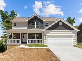 12121 Rose Mdws, Maryland Heights, MO 63043