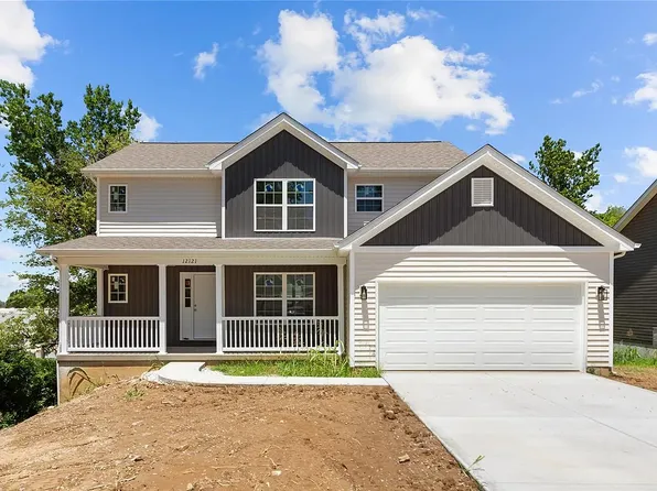 12121 Rose Mdws, Maryland Heights, MO 63043