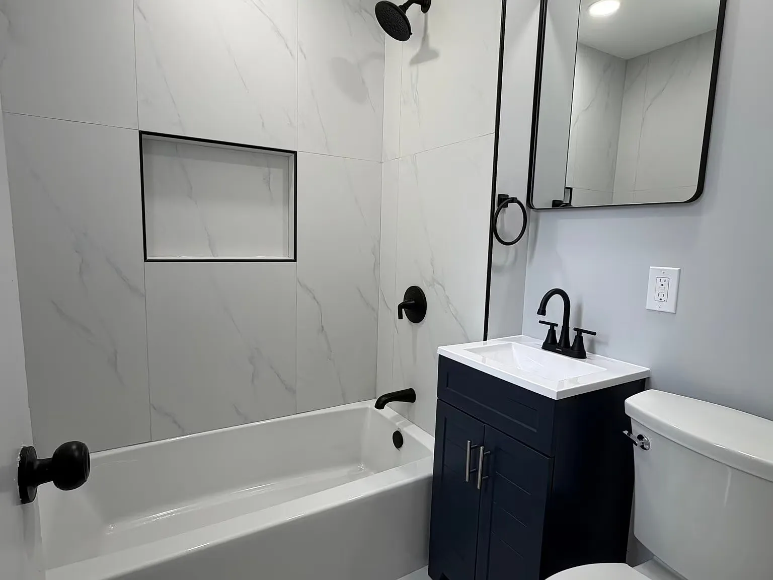 2 bed, 1200 sqft, $2,600 — Photo 2