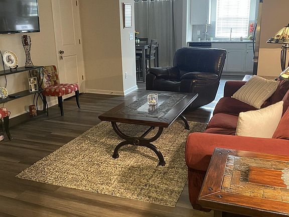 3rd image of 215 Bones Rd