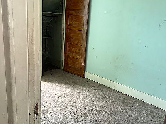 3rd image of 1138 Sterling Ave