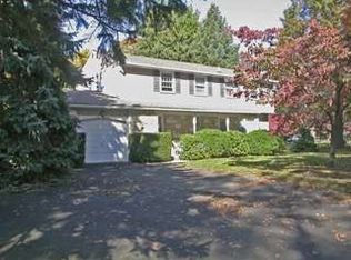 117 Boxwood Rd, Churchville, PA 18966