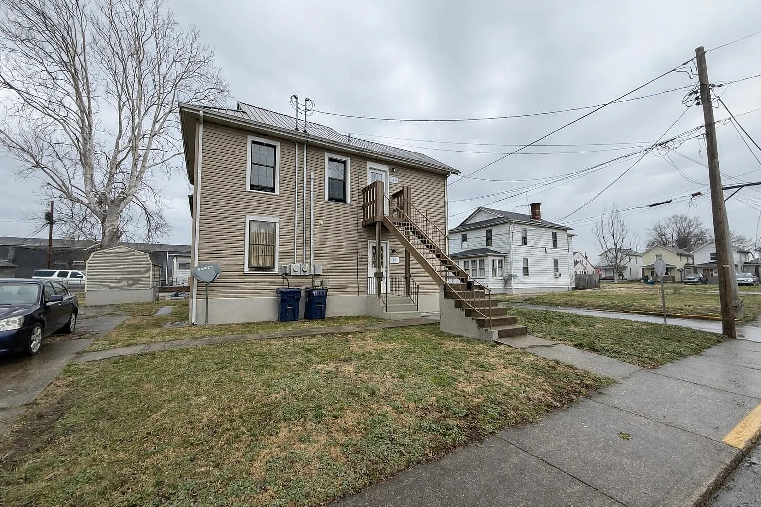 341 31st St photo 1