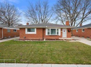 28211 28211 Lorraine, Warren, MI 48093