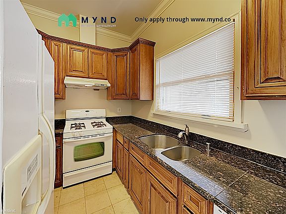 2nd image of 1520 21st St