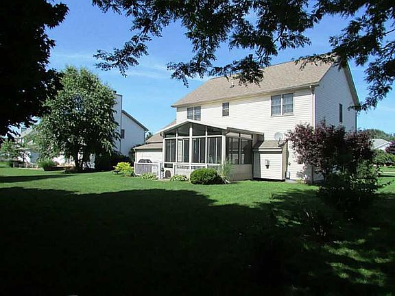 3rd image of 6002 Deerfield Dr