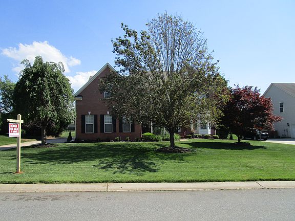 5th image of 274 Corona Cir