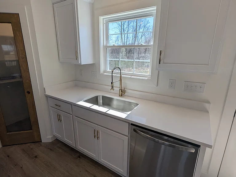 88 Amos Cir — Photo 5