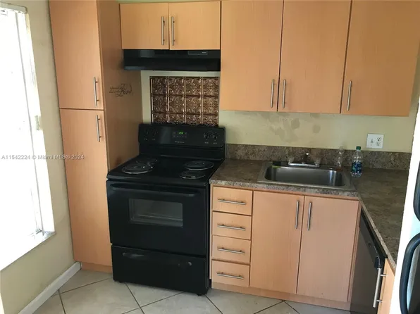 4013 N University Dr #212, Fort Lauderdale, FL 33351