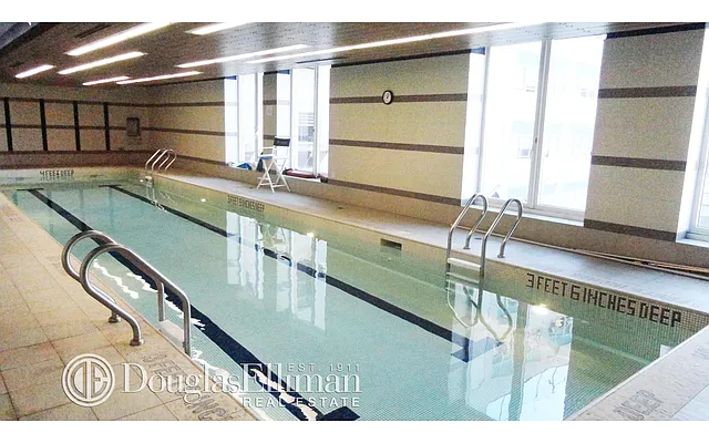 Rented by Douglas Elliman | media 14