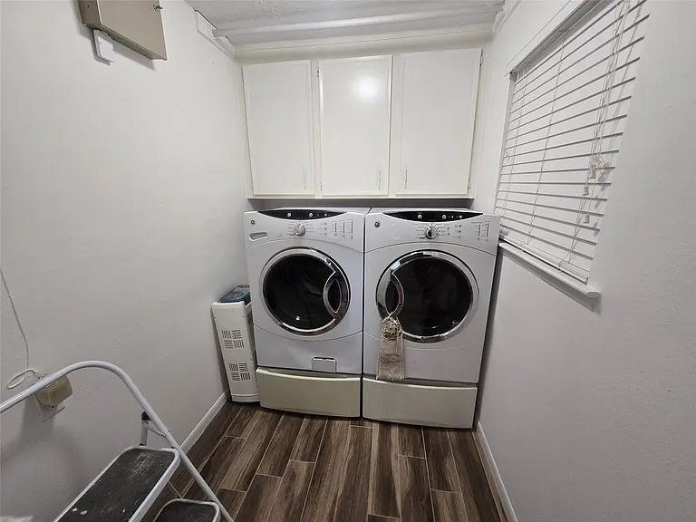 9802 Sagepike Dr — Photo 28