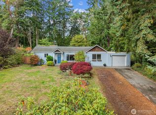 17025 32nd Ave NE, Seattle, WA 98155