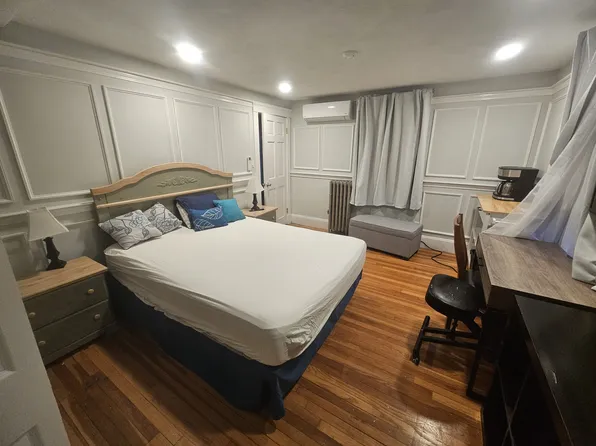 107 Rockwell St, Malden, MA 02148