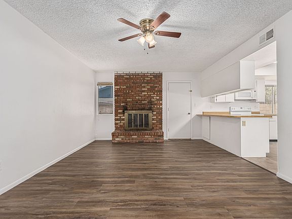 4th image of 4948 W Purdue Ave