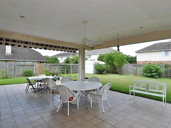 2nd image of 10622 Brown Bridge Ct