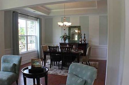5th image of 221 Silver Cypress Cir