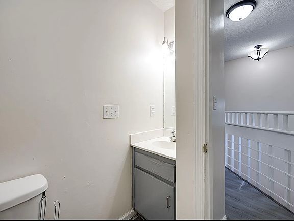 4th image of 1333 Joiner Rd
