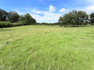 1 Montgomery Rd SW, Bogue Chitto, MS 39629