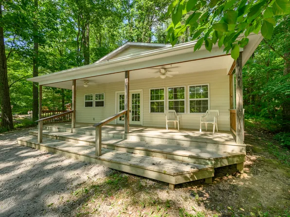 5751 N East Shore Dr, Morgantown, IN 46160