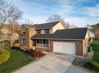 2 Hazel Cir, Winfield, WV 25213