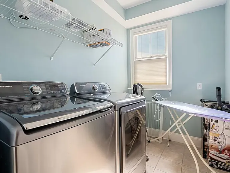 15 Dimick St #3 — Photo 5