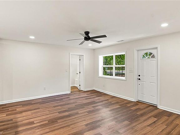 5th image of 7505 Franklin Rd