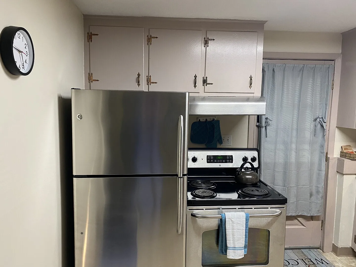 Beautiful Condo — Photo 4