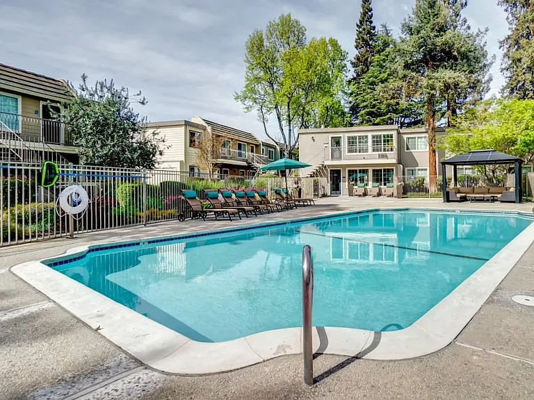 Los Gatos Landing — Photo 14