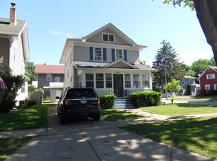 426 South Ave, Aurora, IL 60505