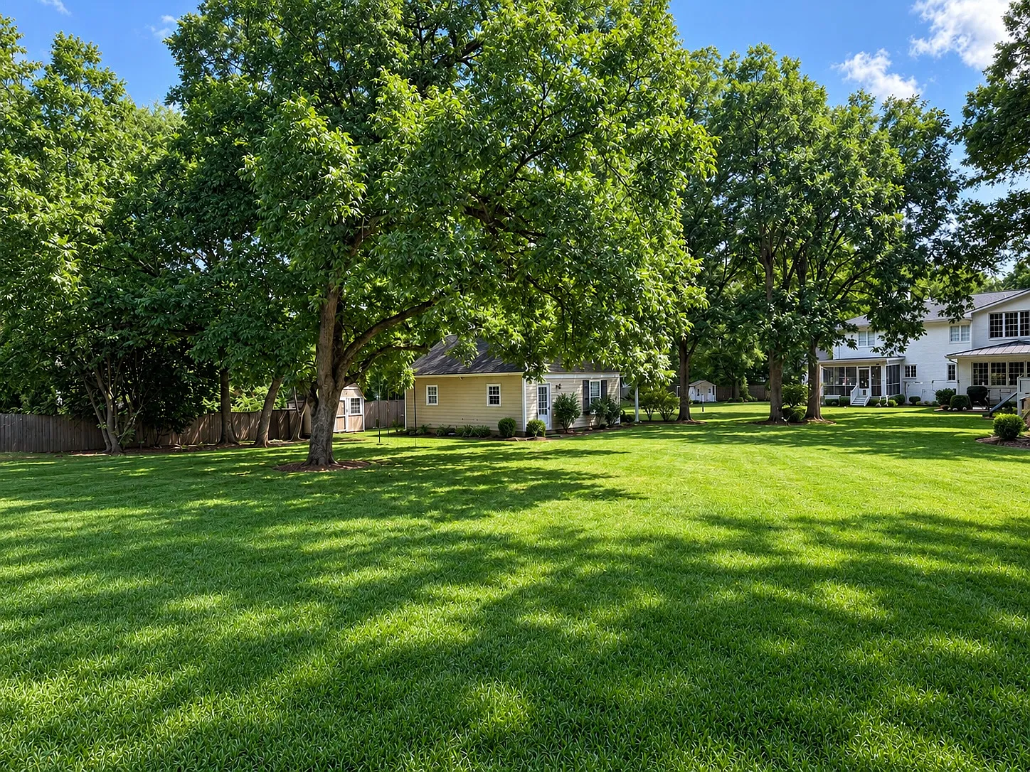 6 bed, 5100 sqft, $13,500 — Photo 2