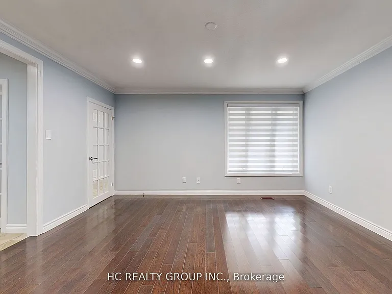83 Fairway Heights Dr — Photo 17
