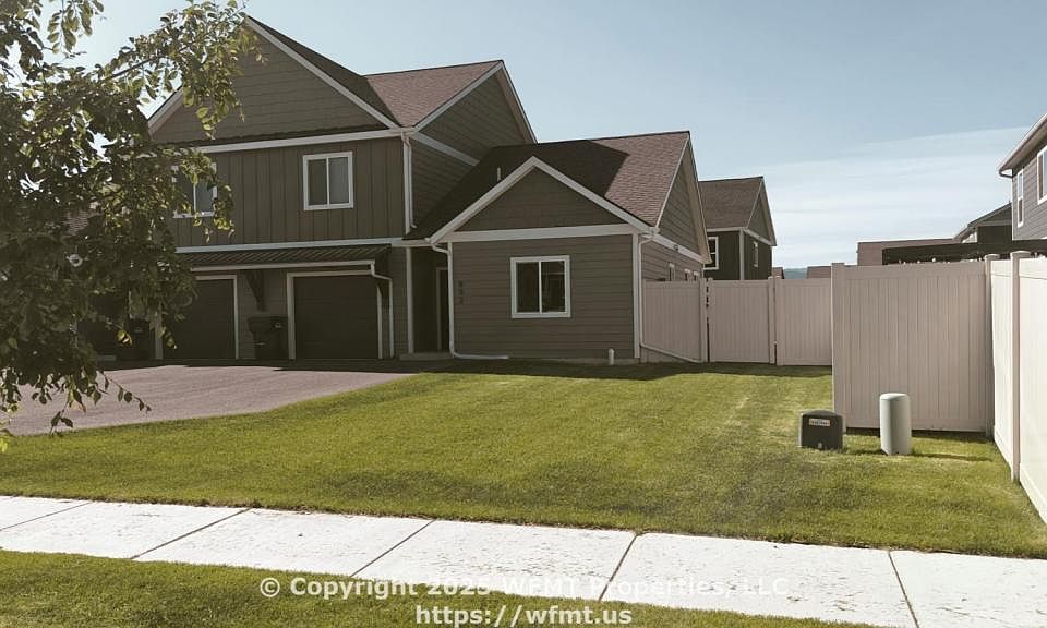 1st image of 852 S Camas Ln