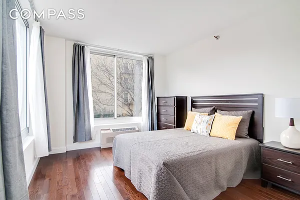 Sold by Compass | media 2