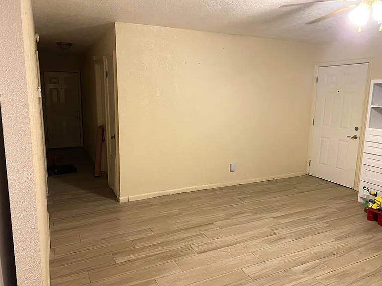 2317 N Breedlove St — Photo 3