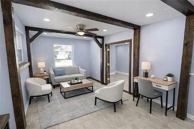3 bed, 2.0 bath, 1845 sqft, $2,100 — Photo 3