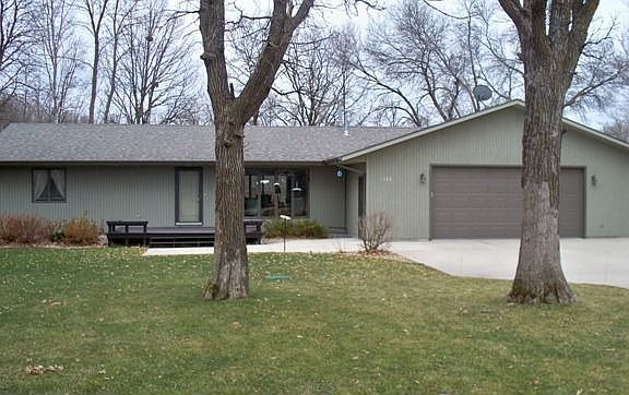 2nd image of 1106 Lakeview Ave