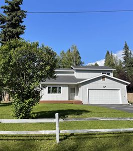 500 Loftus Rd, Fairbanks, AK, 99709