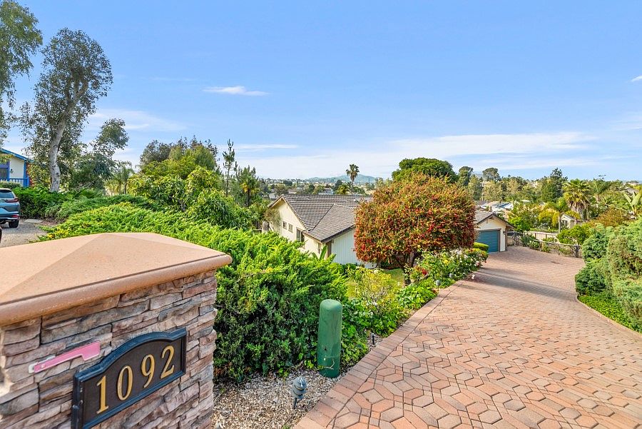 1st image of 1092 Serena Way