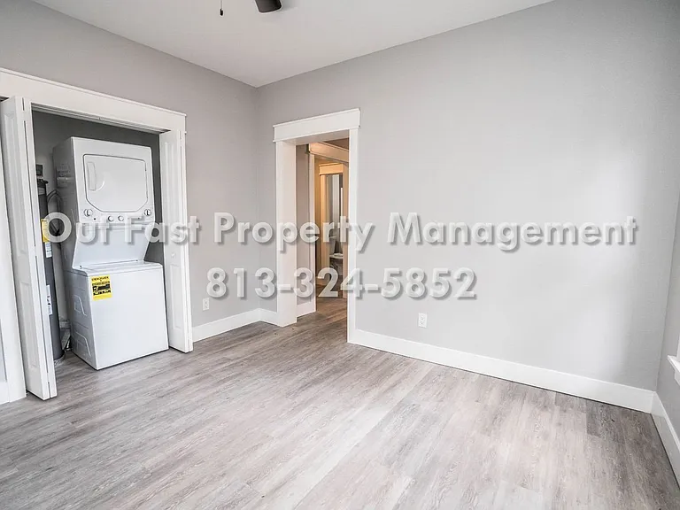 2817 N Taliaferro Ave #2 — Photo 9